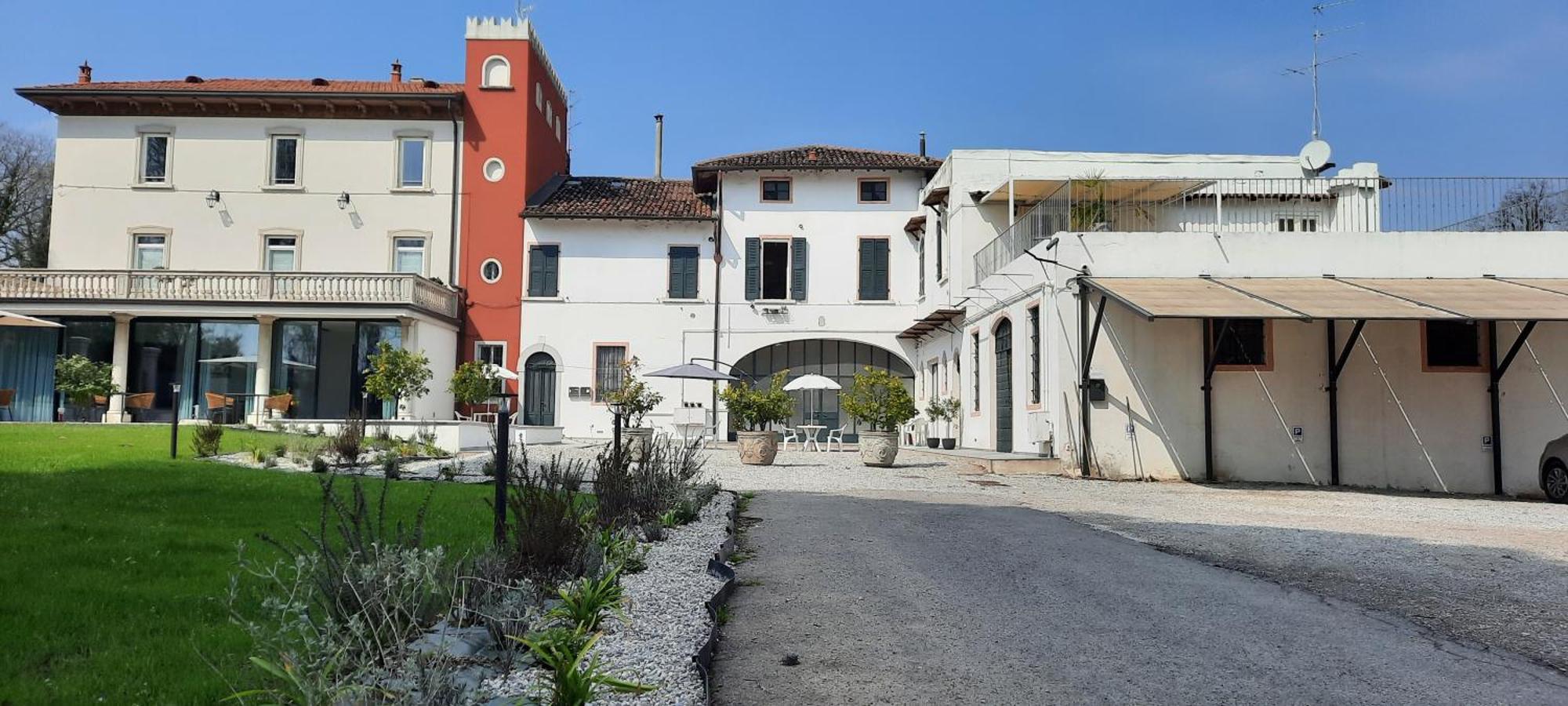 Country Esmera Desenzano del Garda Exteriér fotografie